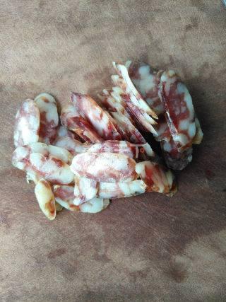 美食资讯:香肠炒荷兰豆的家常做法教程