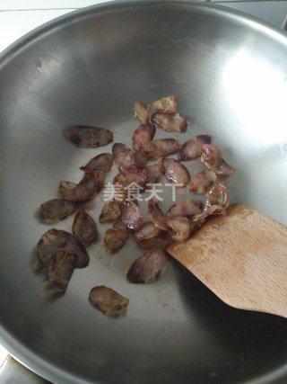 美食资讯:香肠炒荷兰豆的家常做法教程