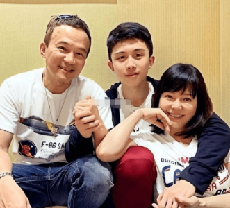 ​孙安佐回应狄莺要和孙鹏离婚：妈妈开心就好