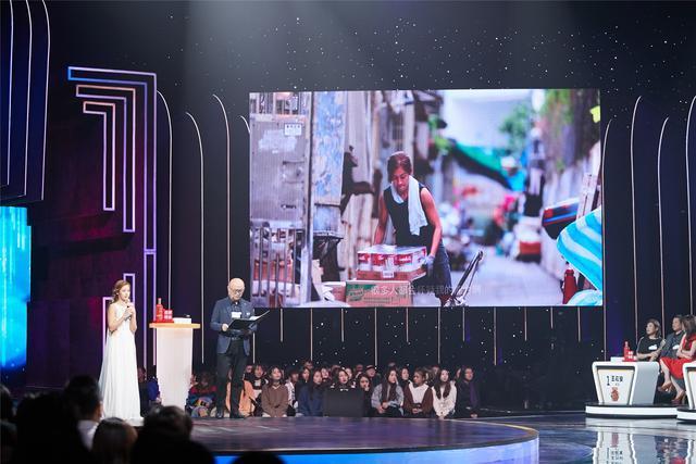 《新相亲大会》“最美搬运工”来相亲 王富贵两次返场终牵手成功