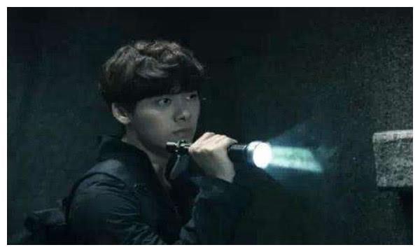 《盗墓笔记》李易峰,从歌手到演员,一直在努力