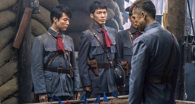 《建军大业》关闭豆瓣评分, 这能遏制住网友们的吐槽? 不存在的!