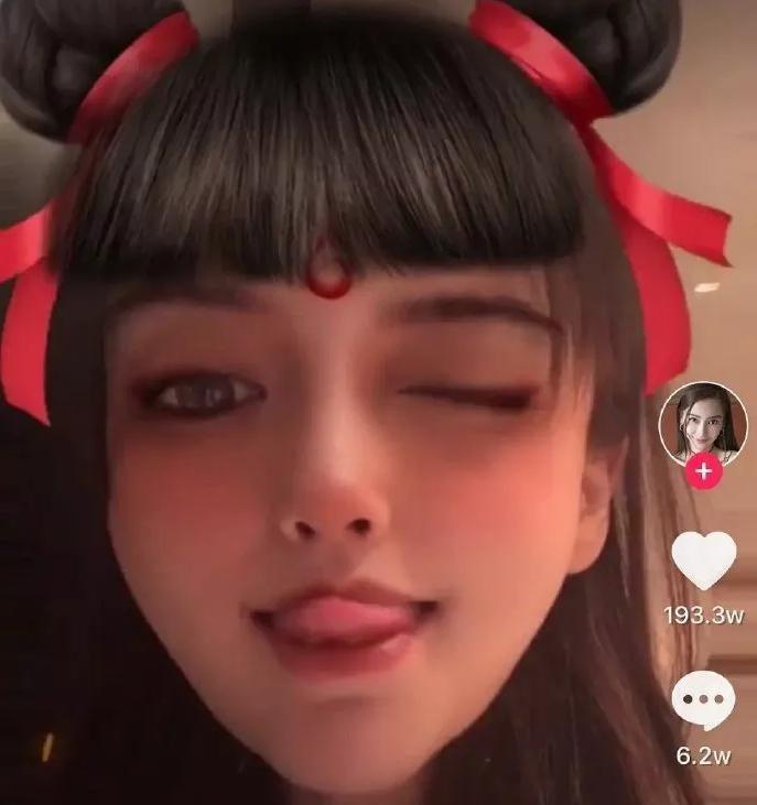 Angelababy的这个哪吒头、吐舌头做wink，大家觉得如何？