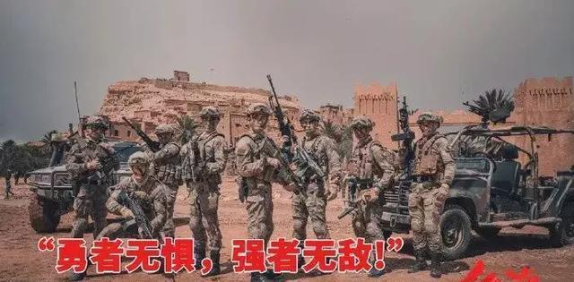 《红海行动》海报文案,居然比战狼还燃!