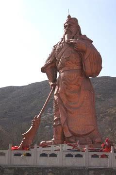 都说是红脸的关羽战长沙,为什么他的脸不是其他颜色