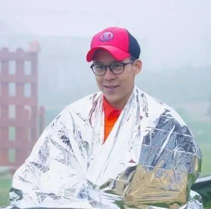 终于知道为什么霍启刚娶了郭晶晶,这8张图说明一切