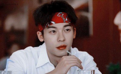 ​《想见你》导演新作遭辣评,宋茜成大败笔,男女主26分钟就接吻