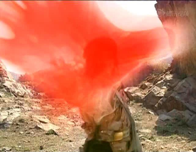 风云中断浪吃龙元为何长出龙爪?并非龙元改造身体,而是无法融合