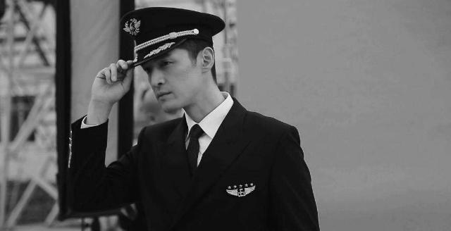 同为唐人出身,为何胡歌越发强大,蒋劲夫却退出娱乐圈