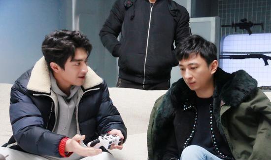 同为唐人出身,为何胡歌越发强大,蒋劲夫却退出娱乐圈