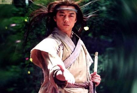 杨过的“玄铁剑法”为何失传了?书里有暗示,只因他最后去了这里