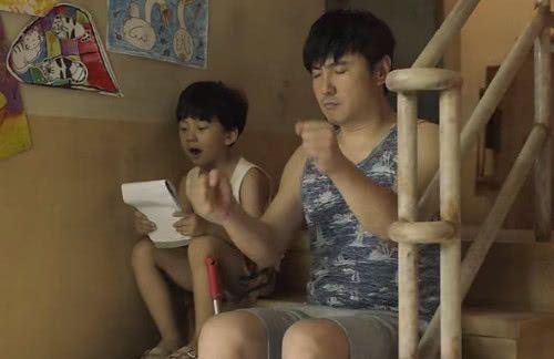 飞驰人生:张驰为何“抢跑”?看完儿子的下一个动作,瞬间泪目