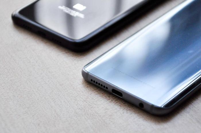 小米Note 3和荣耀9的对比图赏,2500元档应该怎么选?