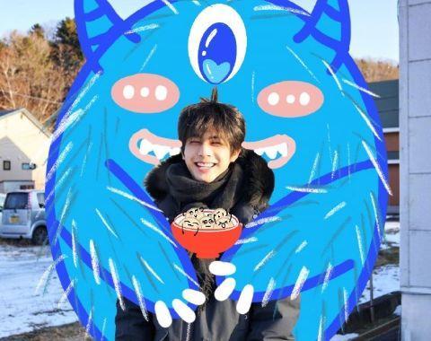 还记得宋威龙的第一条微博吗?如今5年过后,他成功做到了