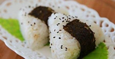 火影:鸣人爱吃拉面,那佐助和鼬爱吃什么你知道吗?