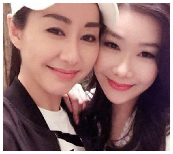 西游记21年后, 万妖女王美到犯规, 看到通臂猿猴恋爱了