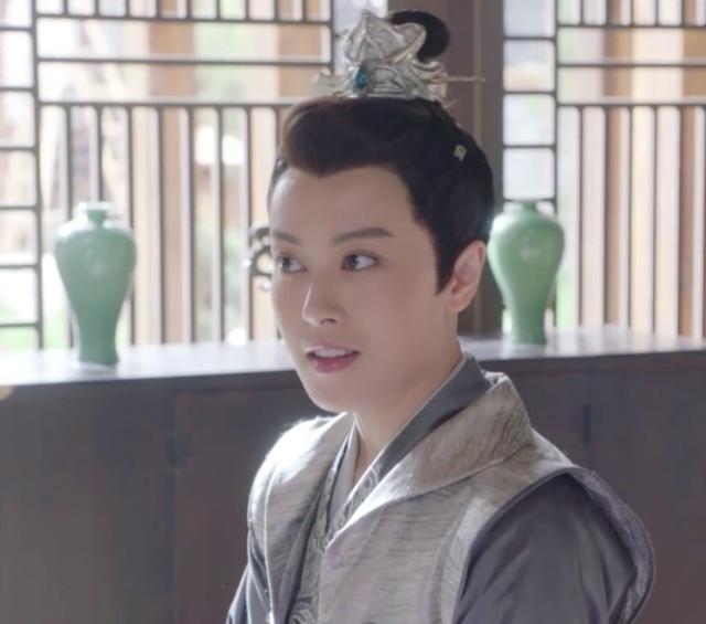 那些年邢恩换过的发型,除了《花不弃》莫若菲,这部剧中最帅