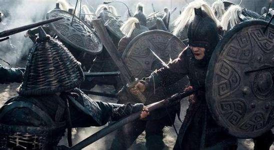 吕布帐下的第一猛将,并非张辽,而是不被重视的此人