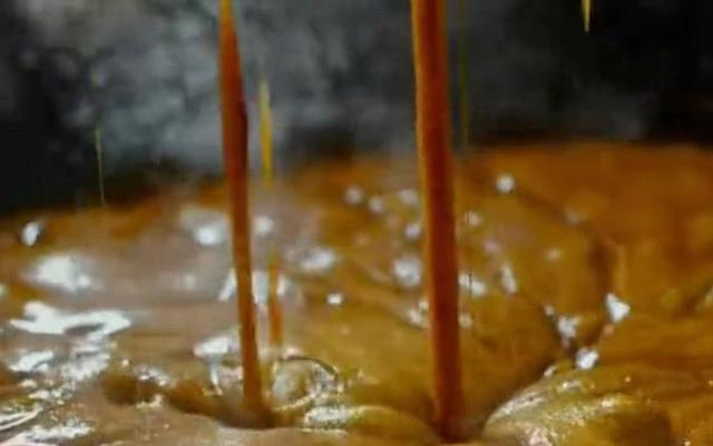 看看新疆特色小吃切糕是如何做的,被坑过的人大多数都不知道