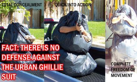 囧哥:一场游击战!英国居民扮成植物也要出门