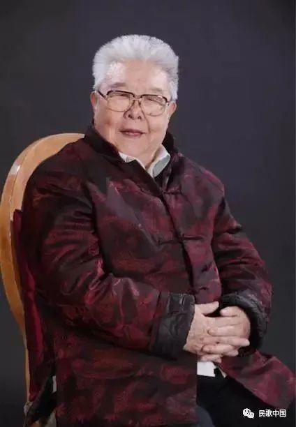 著名京剧表演艺术家、“武丑泰斗”张春华去世,享年95岁