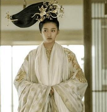 宋威龙被称历史上嘴最大的古装男神，网友：高配版的王大陆！