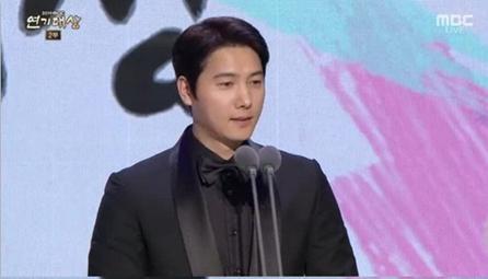 记录李尚禹金素妍夫妇美好时光,祝愿他们永远幸福快乐