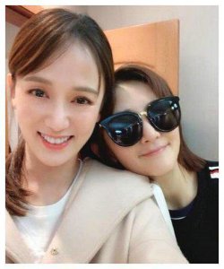 ​谢娜晒合照为陈乔恩庆生 细数娱乐圈里的好知己