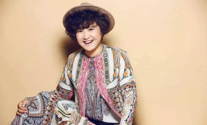 你晓得吗?这些明星都是贾玲的员工,网友:还真不能小看贾玲了!