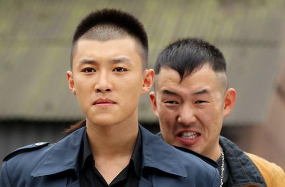 他出道8年,曾两次因跳舞登上春晚,今终因《创业时代》逆袭