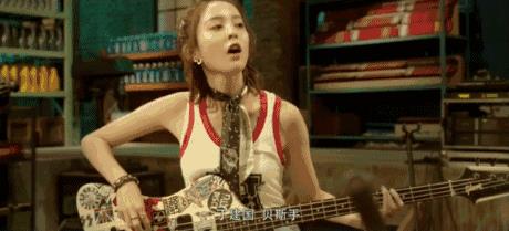 这样长发出镜的古力娜扎,你会打几分?