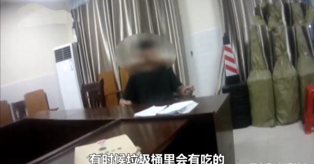 偷拍女护士上厕所,被抓住后男子“神”狡辩,我进去找吃的