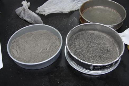 草木灰,浇花预防病虫害,平时撒一把,一年到头植株不生病