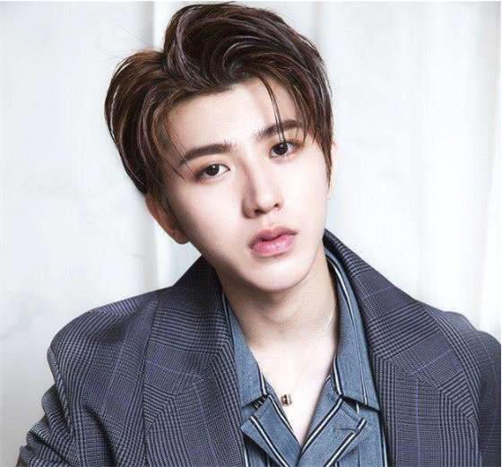 《巴啦啦小魔仙》播出11年,才发现蔡徐坤曾出演,真是藏龙卧虎