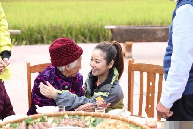 学生手写感谢信致谢林心如 本尊回应:希望为你们做更多的事