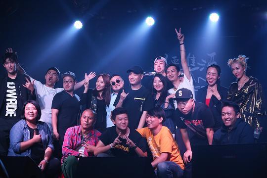 《我我我的老师是rapper》,俊朗小生王雯洲演绎最帅“坏蛋”