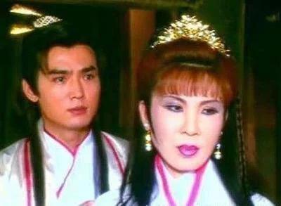 “西门大妈”杨钧钧样貌不好看?年轻时候的她却美得让人惊艳!