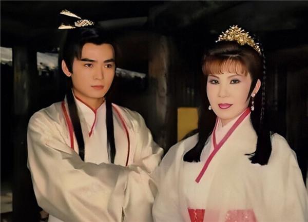 “西门大妈”杨钧钧样貌不好看?年轻时候的她却美得让人惊艳!