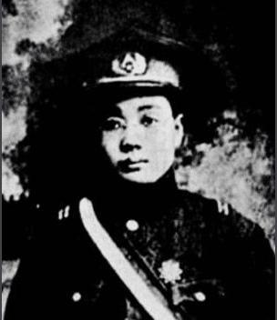 争取女权失败后沈佩贞成为袁世凯秘书,还闹出嗅脚丑闻