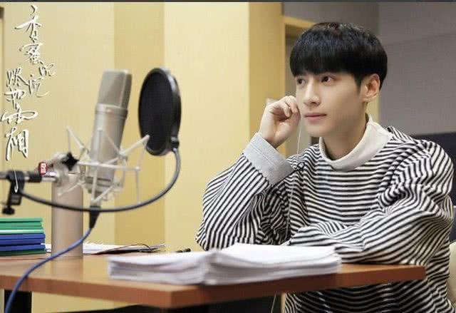 《香蜜》中三大原音演员,杨紫深情邓伦太苏,他才最惊艳