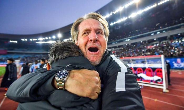 一方乱不乱贝帅说了算,周军走后大连相安无事,亡羊补牢来得及