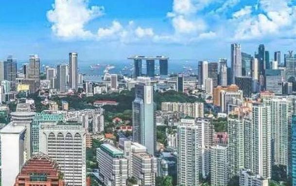 赵薇夫妇新加坡购1亿豪宅,受益人或为女儿,被名媛追讨2亿却玩失