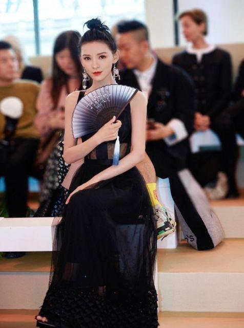 堪称网红界扛把子的张予曦,整前旧照被扒,网友:求介绍整容医生