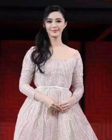 赵本山儿子胖到200斤,赵薇胖了3圈,她反而越胖越好看