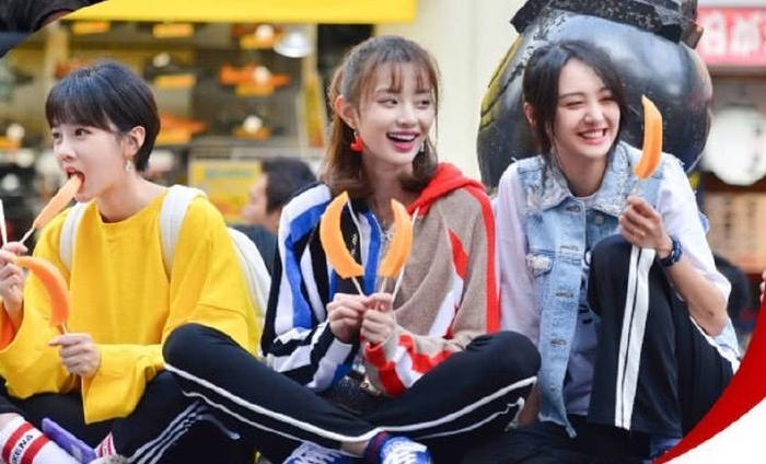 郑爽新剧《青春斗》终定档,搭档三位男主强势来袭,网友:追定了