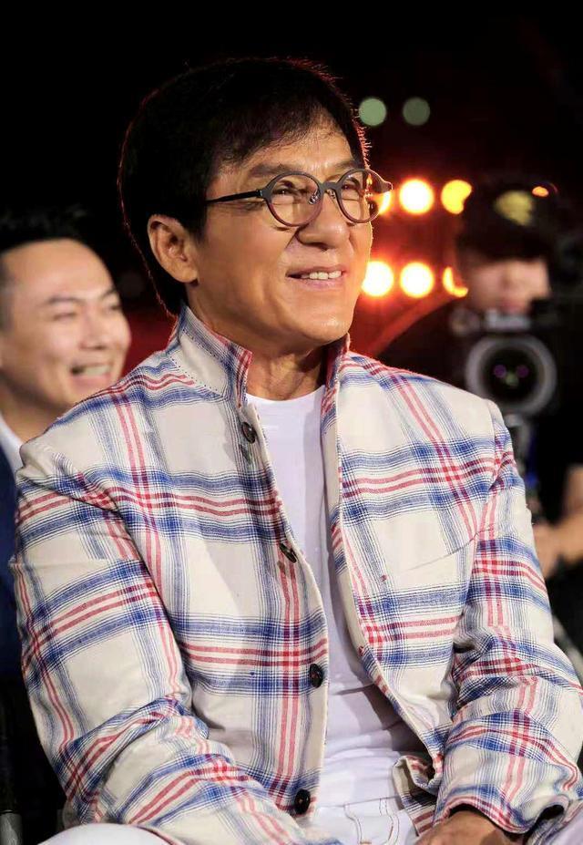 新综艺《大兵小将》嘉宾曝光,除了邓伦还有他,网友:收视率稳了