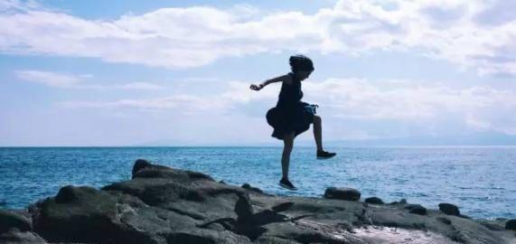 塔罗牌占卜:默念ta的名字测试你们的关系走向?