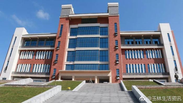 陆川中学新校区美如画