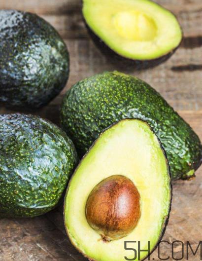 牛油果丰胸是不是真的?牛油果奶昔怎么做好喝? 牛油果丰胸是不是真的?牛油果奶昔怎么做好喝?