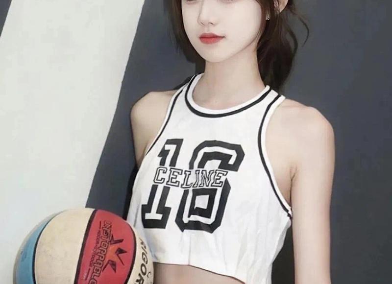 56岁的阿姨坦言：退休后喜欢安静的女人，才最懂生活